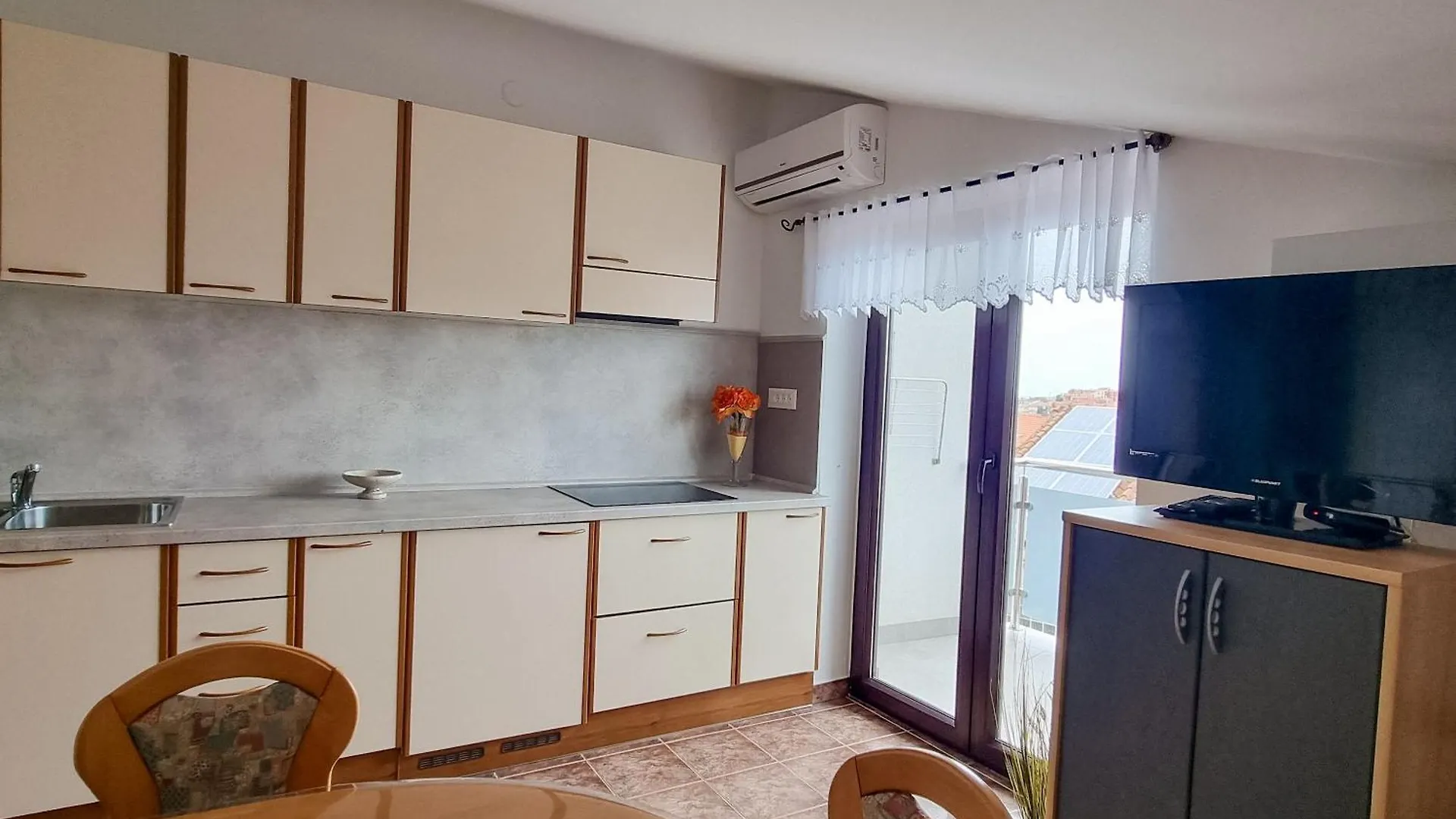 Apartmani Senka Vrsar 0*,  Croatia